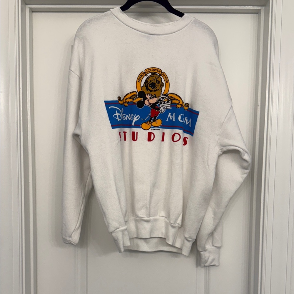 Disney vintage white sweatshirt MGM Studios XL